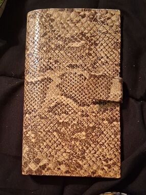 vintage Italian bifold wallet crafted  genuine snakeskin leather python Or Cobra